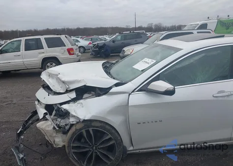 2016 Chevrolet Malibu Premier z USA, uszkodzony, nr VIN 1G1ZH5SX2GF355825